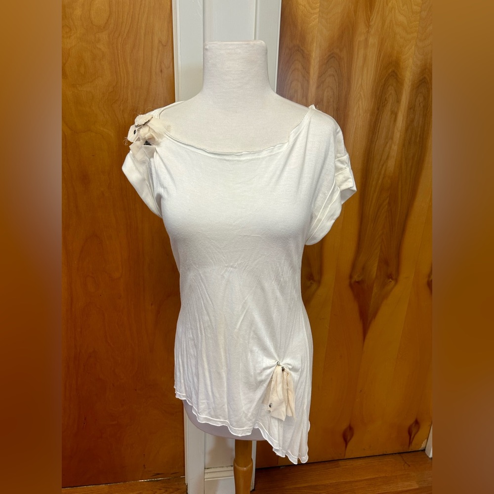 Alice and Olivia off white top XS